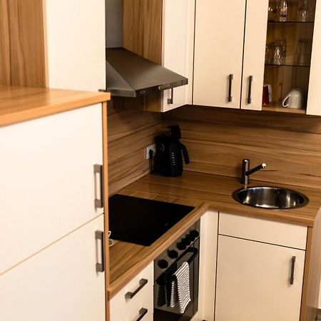 Orchidea Apartman Mosonmagyaróvár Buitenkant foto